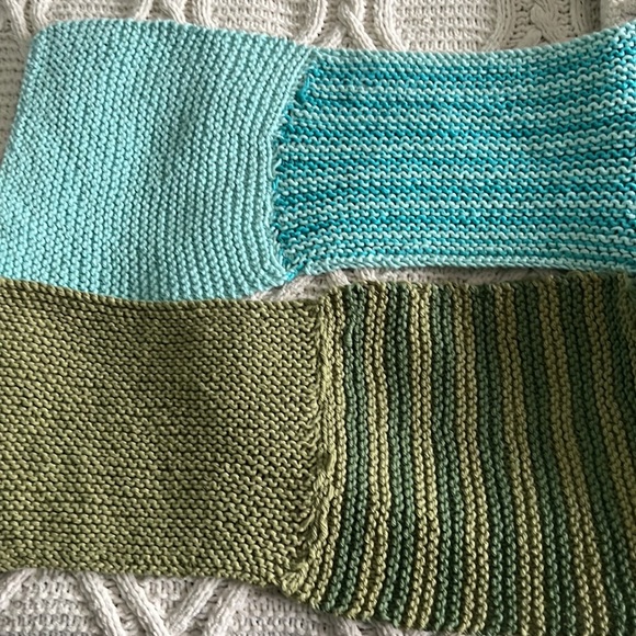 Hand knitted Scarf - Picture 3 of 7